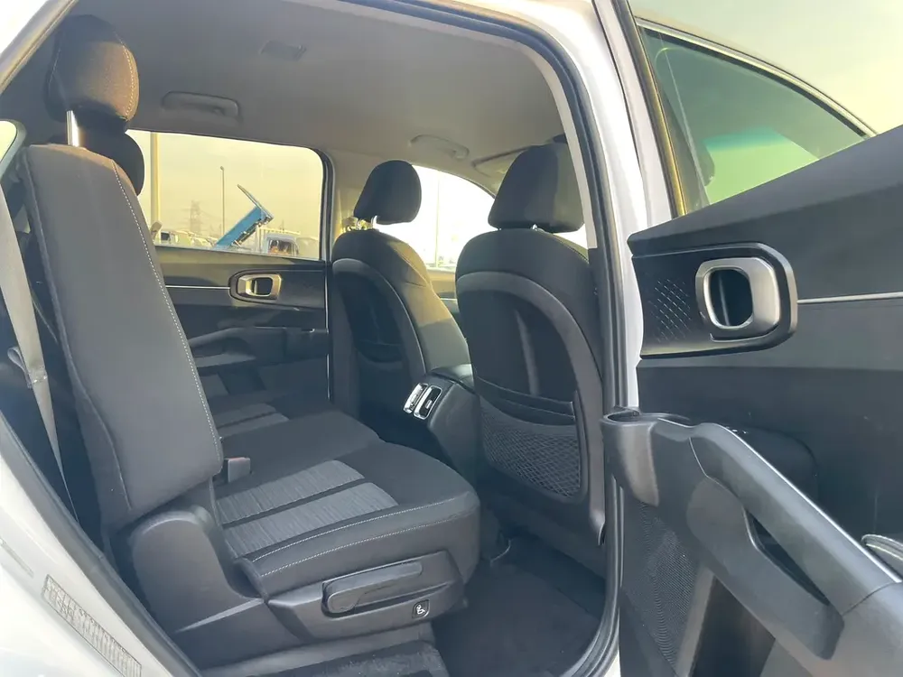 2022 Kia Sorento 2.5L V4 MidOption+ 7 Seater - AWD 4x4 - Family Car - Multi Drive Mode - Image 14