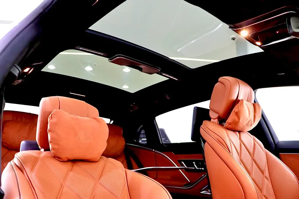 2022 Mercedes Maybach S680, Rear Executive Package, Gargash Warranty + Service!! - Image 10