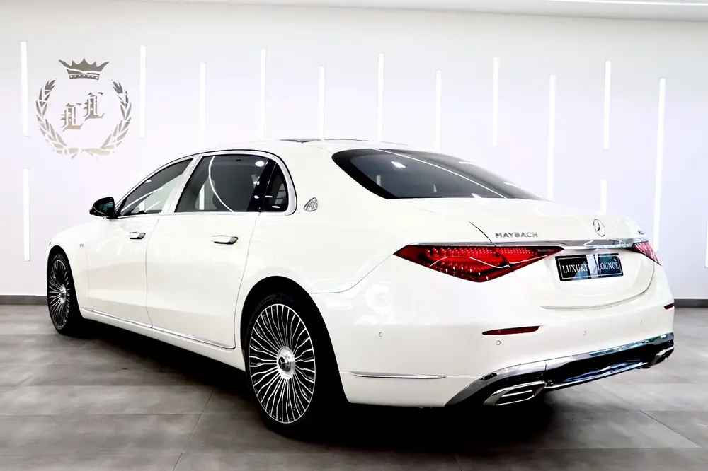 2022 Mercedes Maybach S680, Rear Executive Package, Gargash Warranty + Service!! - Image 16