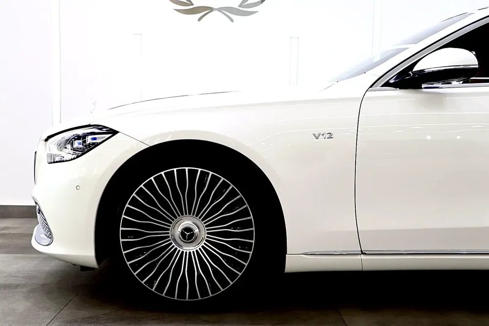 2022 Mercedes Maybach S680, Rear Executive Package, Gargash Warranty + Service!! - Image 19