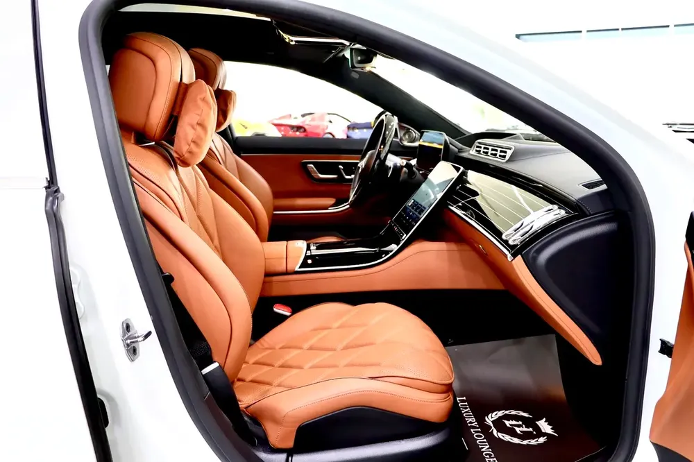 2022 Mercedes Maybach S680, Rear Executive Package, Gargash Warranty + Service!! - Image 7