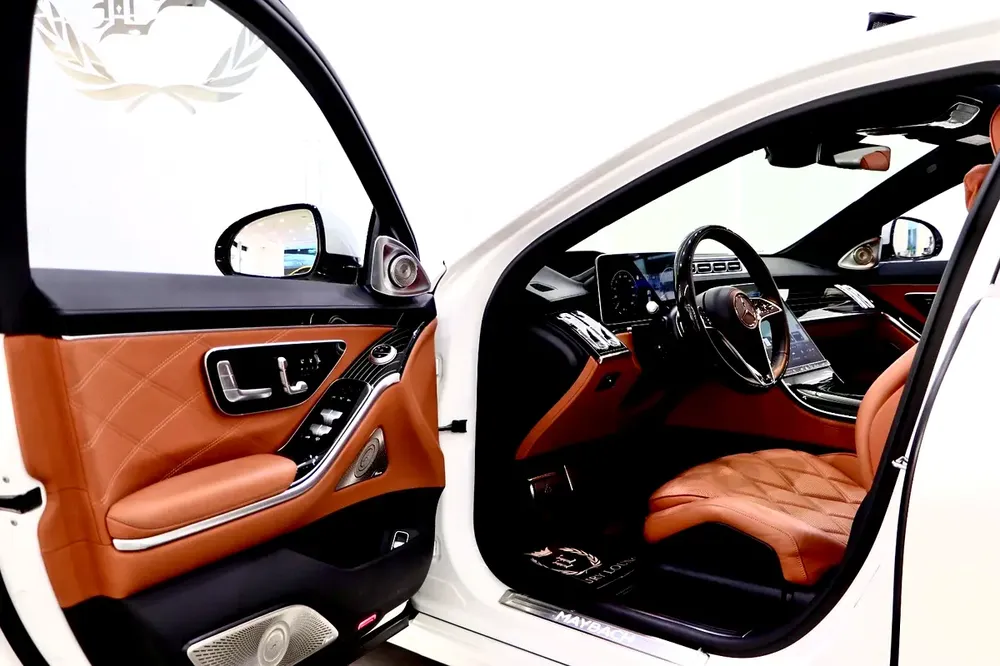 2022 Mercedes Maybach S680, Rear Executive Package, Gargash Warranty + Service!! - Image 9