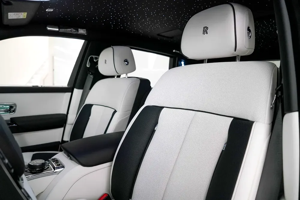 2026 ROLLS ROYCE PHANTOM EWB / GCC / STARLIGHT /  DEALER WARRANTY - Image 12