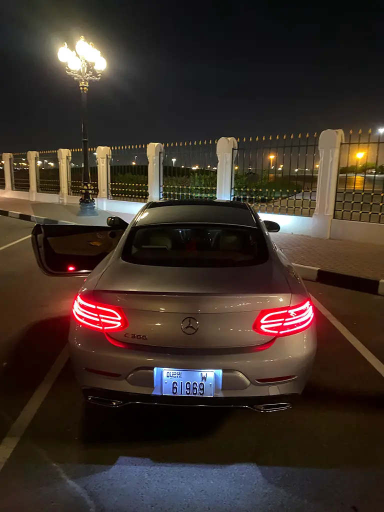 Mercedes C300 Coupe | Clean  Low Km | Ivory Interior - Image 9