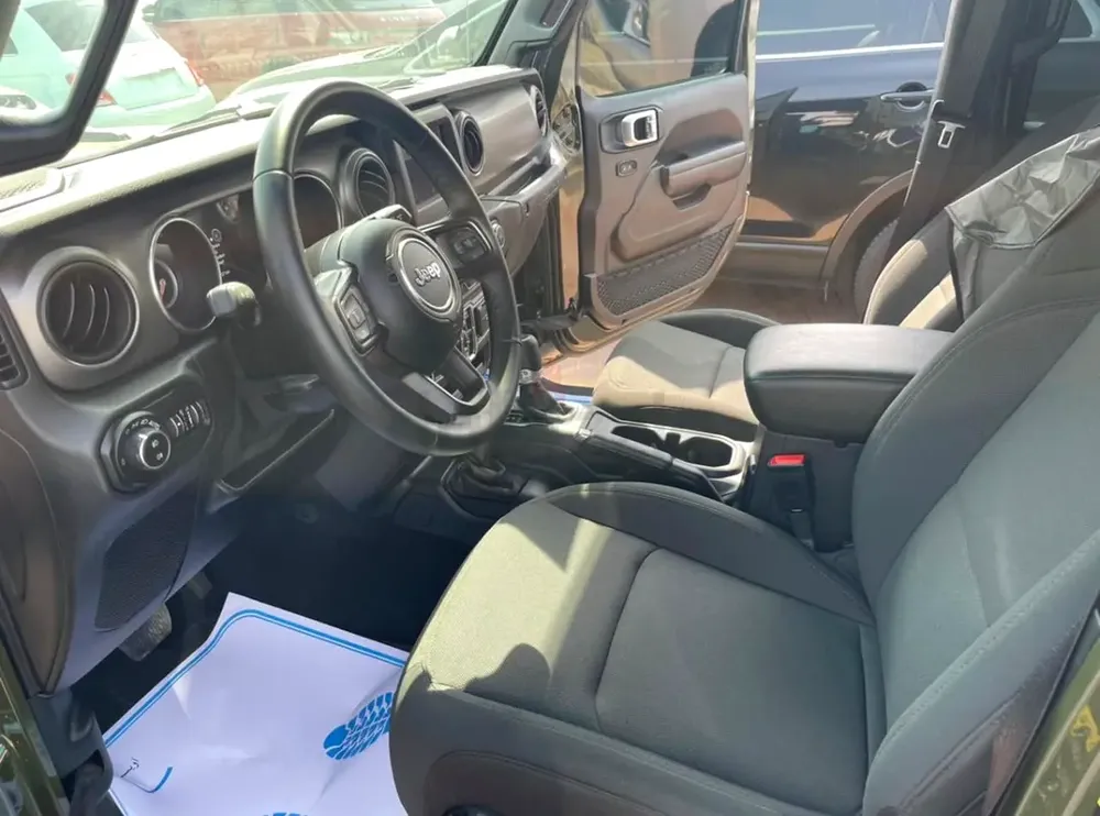 Jeep Wrangler Unlimited Sport 2021 | GCC Specs | Excellent Condition | Ready for Adventure - Image 4