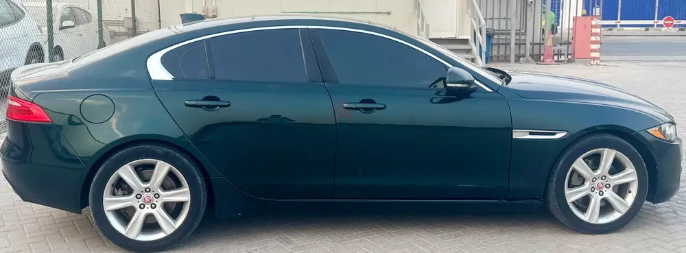 Jaguar XE Prestige 2017 | Canadian Specs | Well Maintained - Image 14
