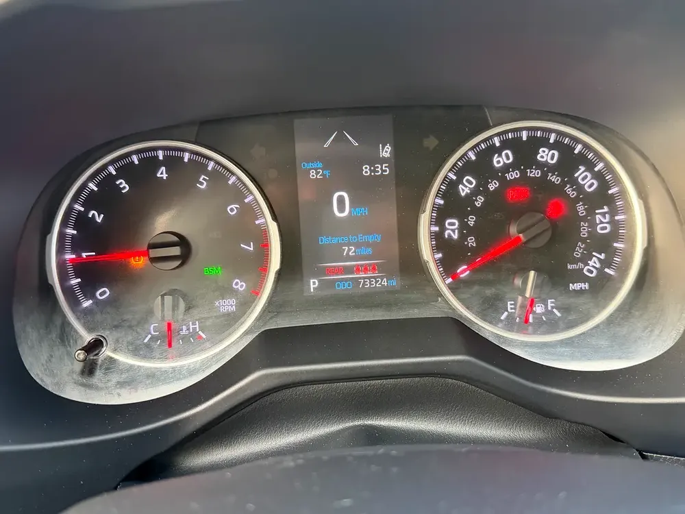 Toyota Rav 4 XLE Premium 2021, American Specs - Image 18