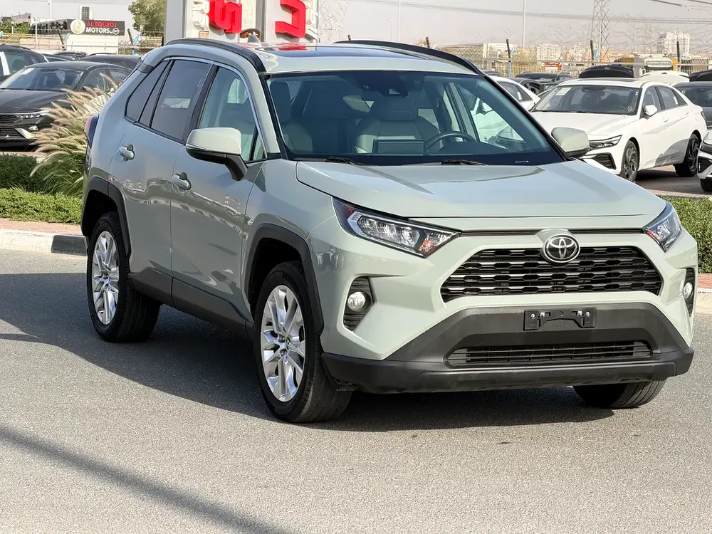 Toyota Rav 4 XLE Premium 2021, American Specs - Image 4