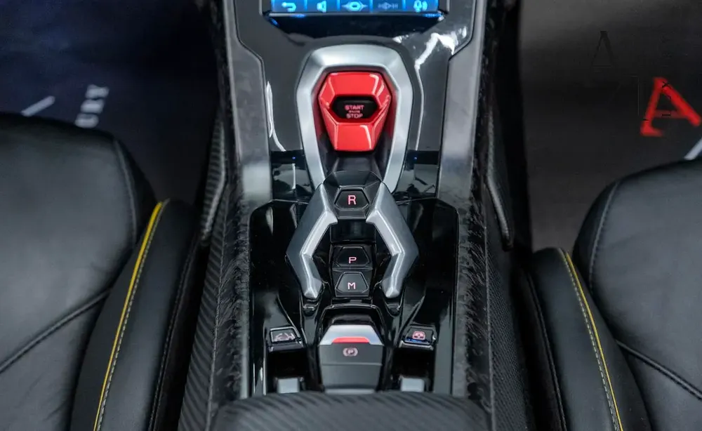 2021 Lamborghini Huracan EVO Spyder, With Full Service History, Excellent Condition, GCC Spec - Image 12