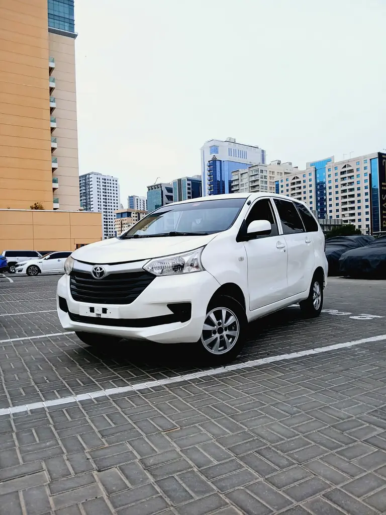 Toyota Avanza 2017 GCC Excellent condition - Image 4