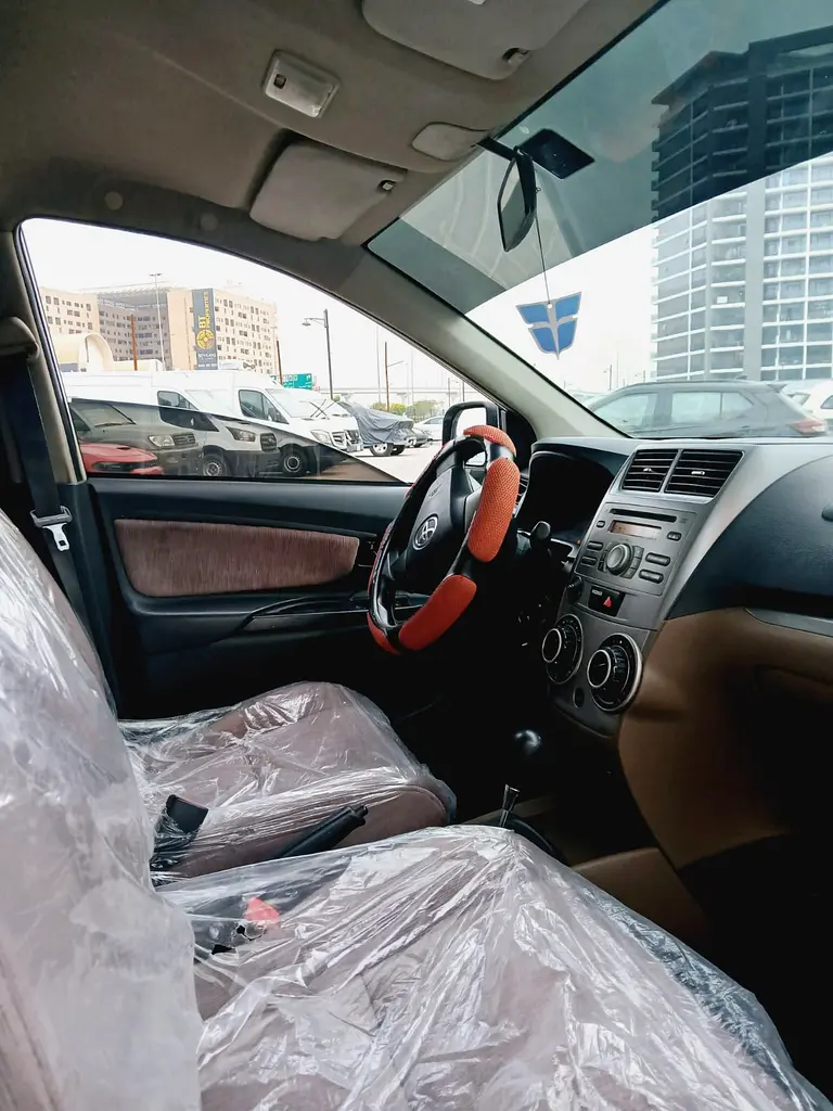 Toyota Avanza 2017 GCC Excellent condition - Image 5