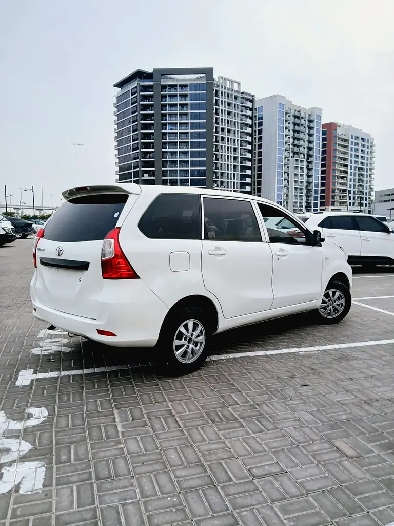 Toyota Avanza 2017 GCC Excellent condition - Image 8