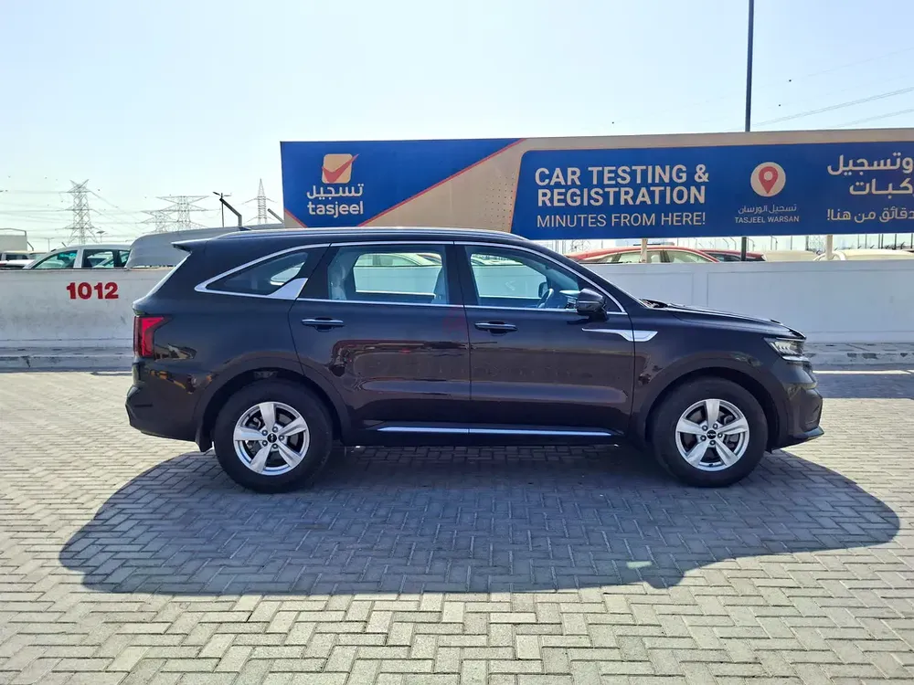AED 1292/month | 2023 Kia Sorento  | GCC Specs | Ref#472555 - Image 4