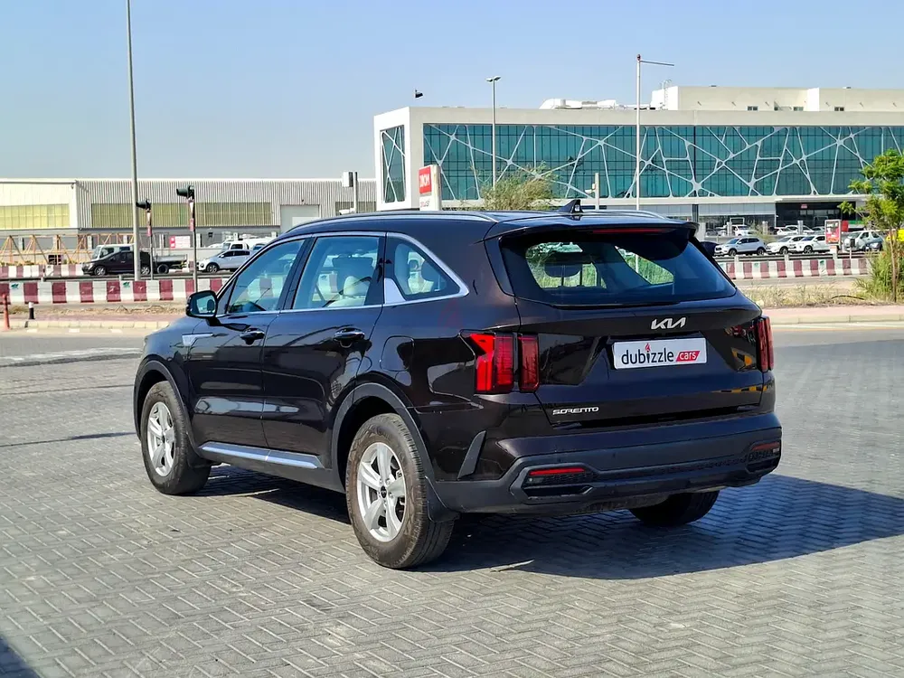 AED 1292/month | 2023 Kia Sorento  | GCC Specs | Ref#472555 - Image 8