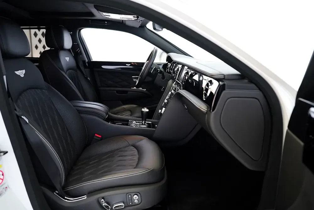 MULSANNE SPEED | SUNROOF | DIAMOND STITCHES INTERIOR | WARRANTY AVAILABLE - Image 14
