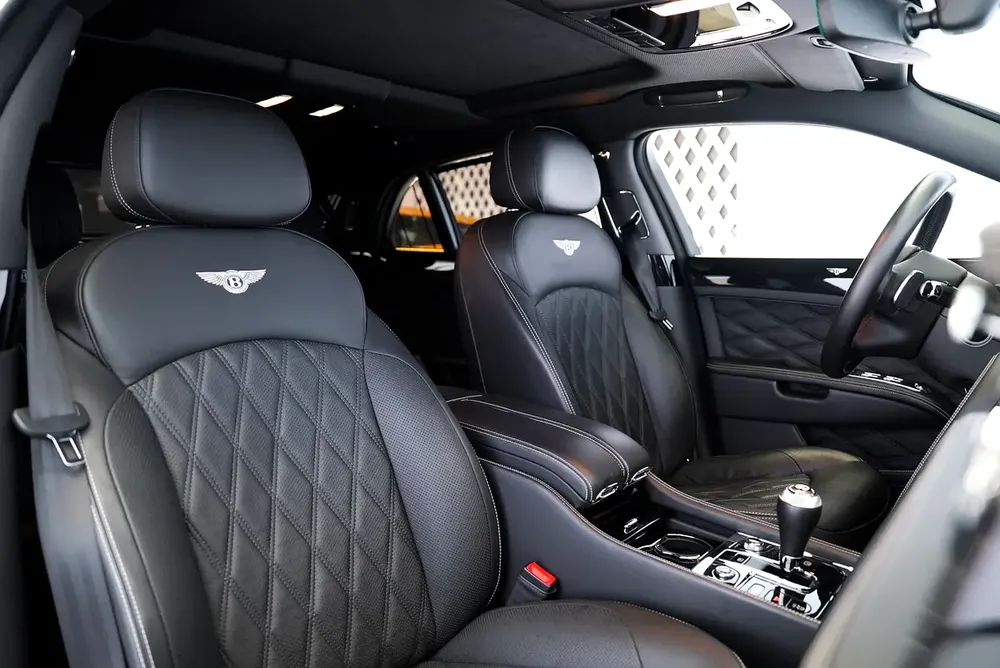 MULSANNE SPEED | SUNROOF | DIAMOND STITCHES INTERIOR | WARRANTY AVAILABLE - Image 15