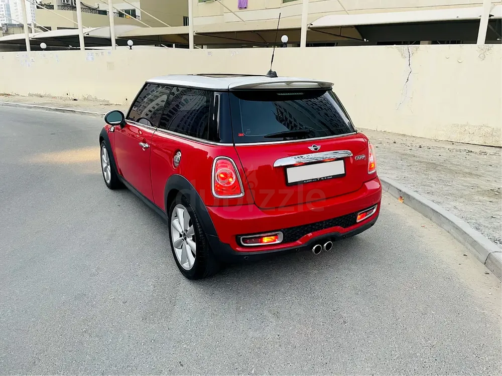 Mini Cooper S (R56) – GCC Spec | Chili Red | Fully Loaded - Image 5