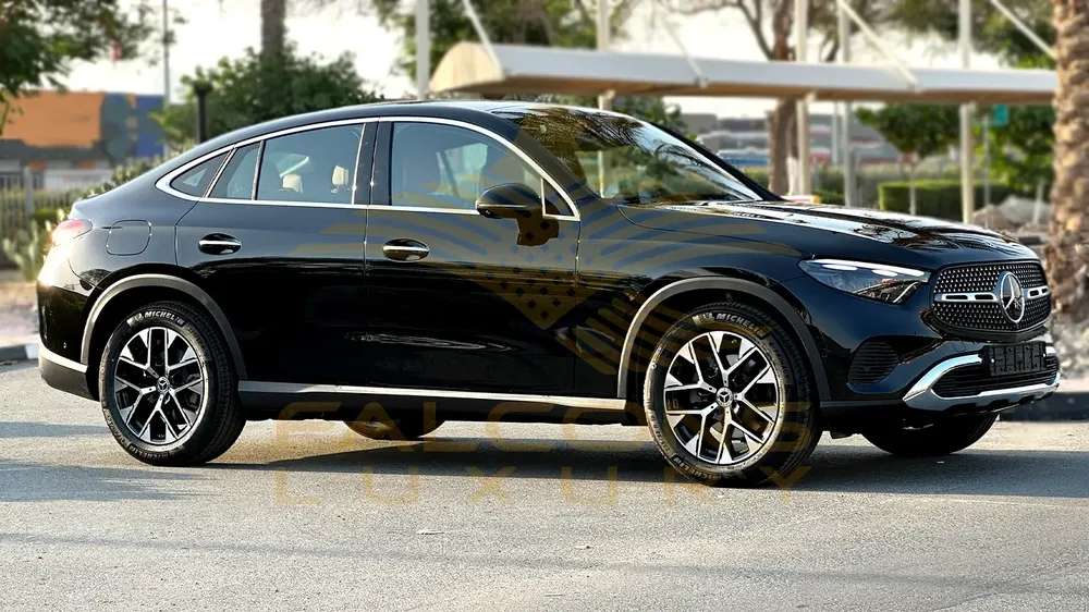 2026 Mercedes-Benz GLC Coupe GLC 300 AMG 4MATIC - Korean Specs - Image 4
