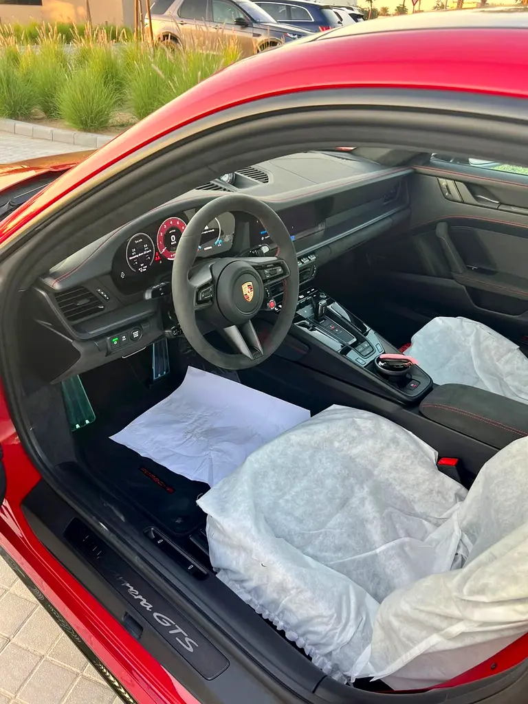 Porsche 911 Carrera GTS 2026 GCC Specs | Agency Warranty 2 year | First Free Service - Image 5