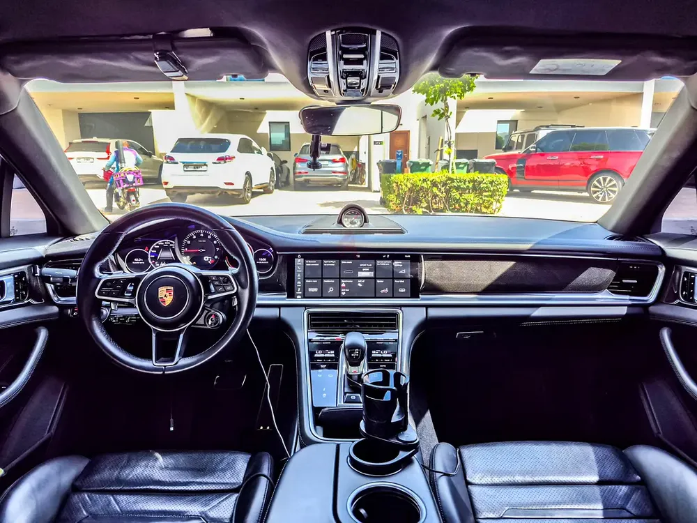 AED 4094/month | 2017 Porsche Panamera  | GCC Specs | Ref#473241 - Image 9
