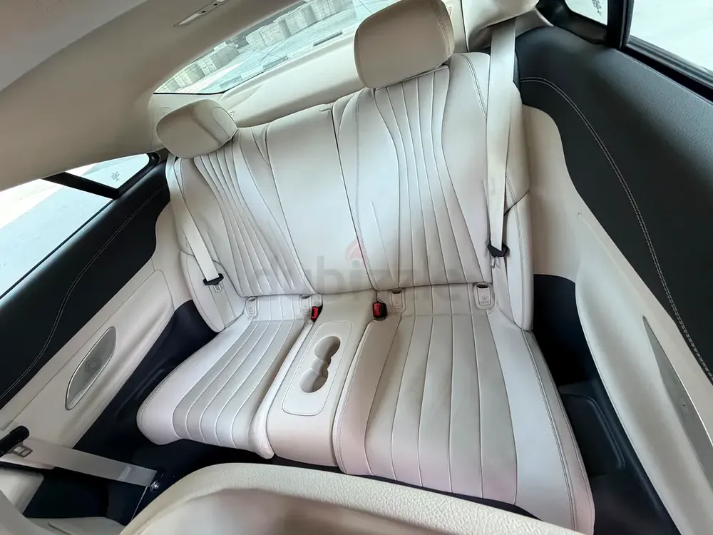 Mercedes E450 AMG cuope 2022 - Image 8