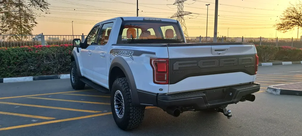 RAPTOR 2020 PERFORMANCE GCC FULL OPTION GCC SERVICECONTRACT 100000 KM +WARRANTY AL TAYER NO REPAINT - Image 7
