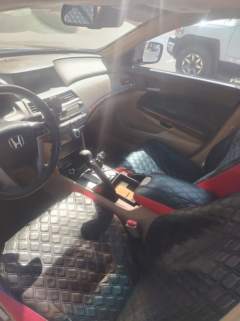 Honda Accord EX 2009 - GCC Specs - Well Maintained - Image 5