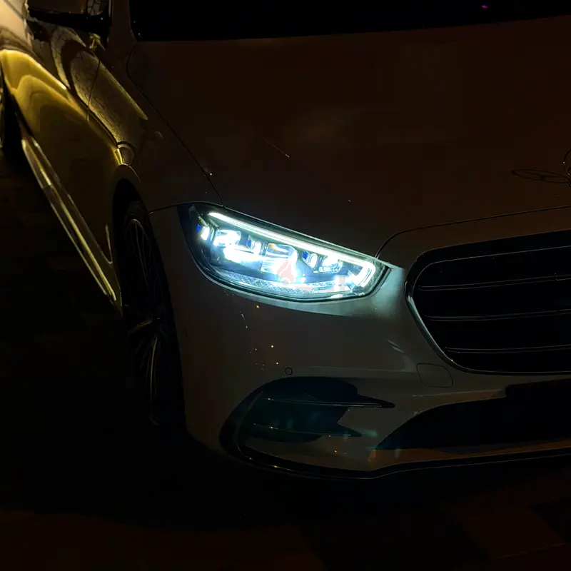 S500 4MATIC - GCC SPECS - WARRANTY / SERVICE 105,000 KM GARGASH - ACCIDENT FREE - EXCELENT CONDITION - Image 16