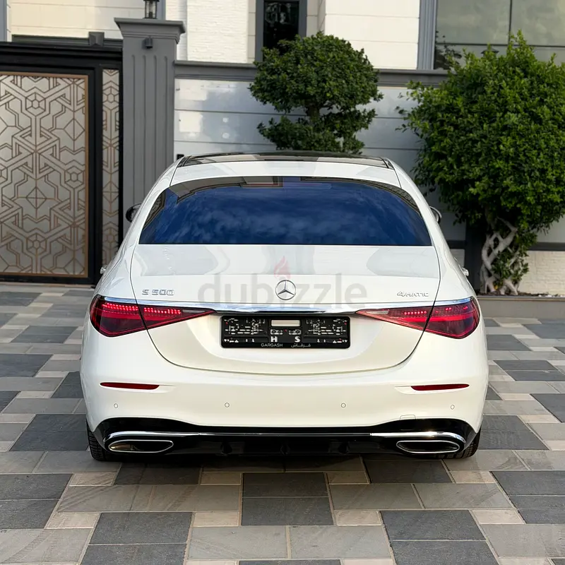 S500 4MATIC - GCC SPECS - WARRANTY / SERVICE 105,000 KM GARGASH - ACCIDENT FREE - EXCELENT CONDITION - Image 4