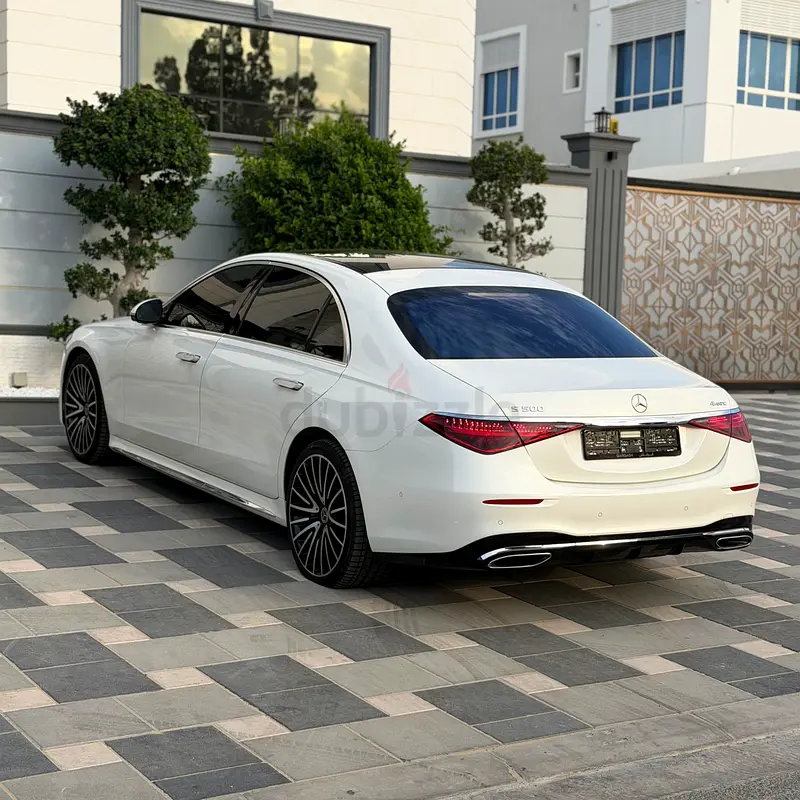 S500 4MATIC - GCC SPECS - WARRANTY / SERVICE 105,000 KM GARGASH - ACCIDENT FREE - EXCELENT CONDITION - Image 5