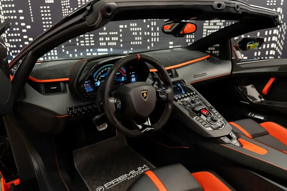 LAMBORGHINI | AVENTADOR SVJ ROADSTER | 1 OF 800 | GCC SPECS - Image 11