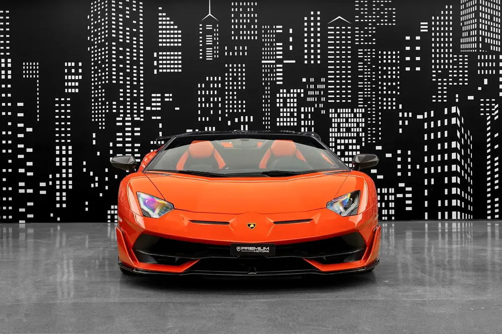 LAMBORGHINI | AVENTADOR SVJ ROADSTER | 1 OF 800 | GCC SPECS - Image 6