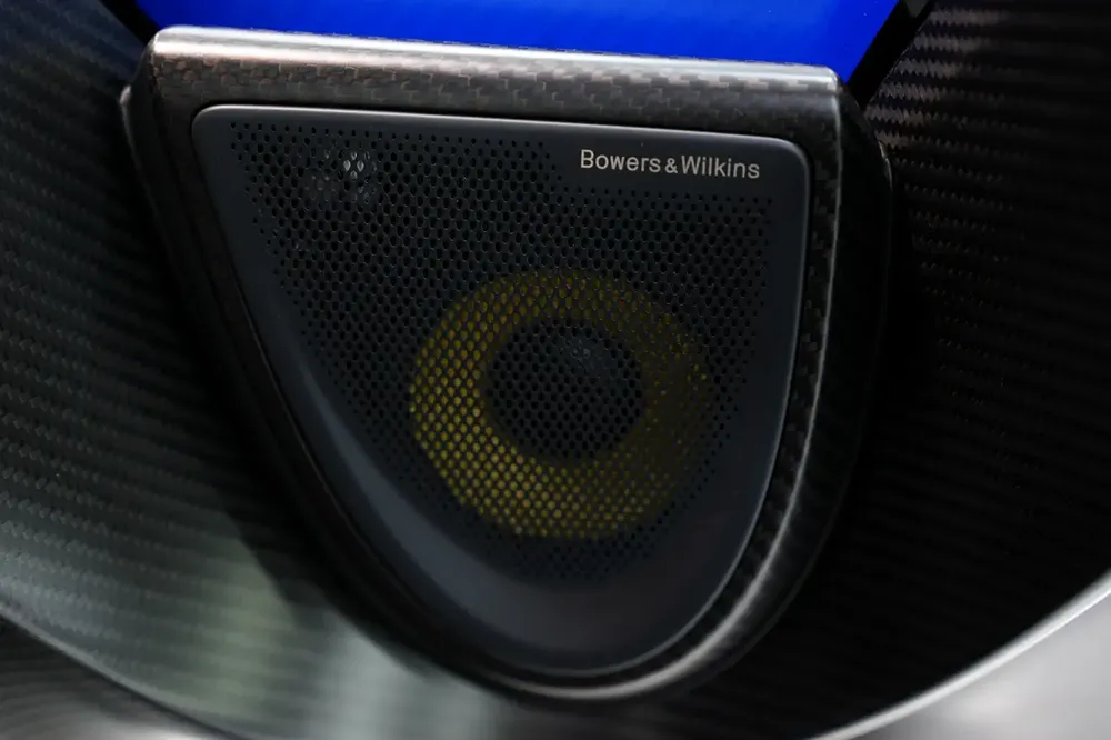 2019 McLaren Senna, 1 of 500, Full Carbon Package, GCC Specs!! - Image 12
