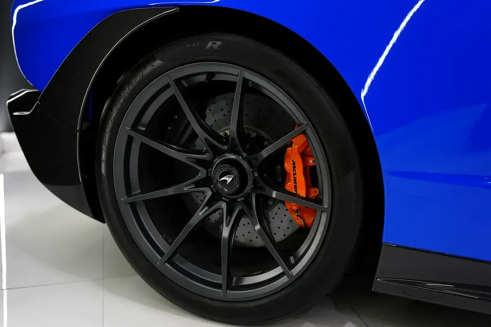 2019 McLaren Senna, 1 of 500, Full Carbon Package, GCC Specs!! - Image 18