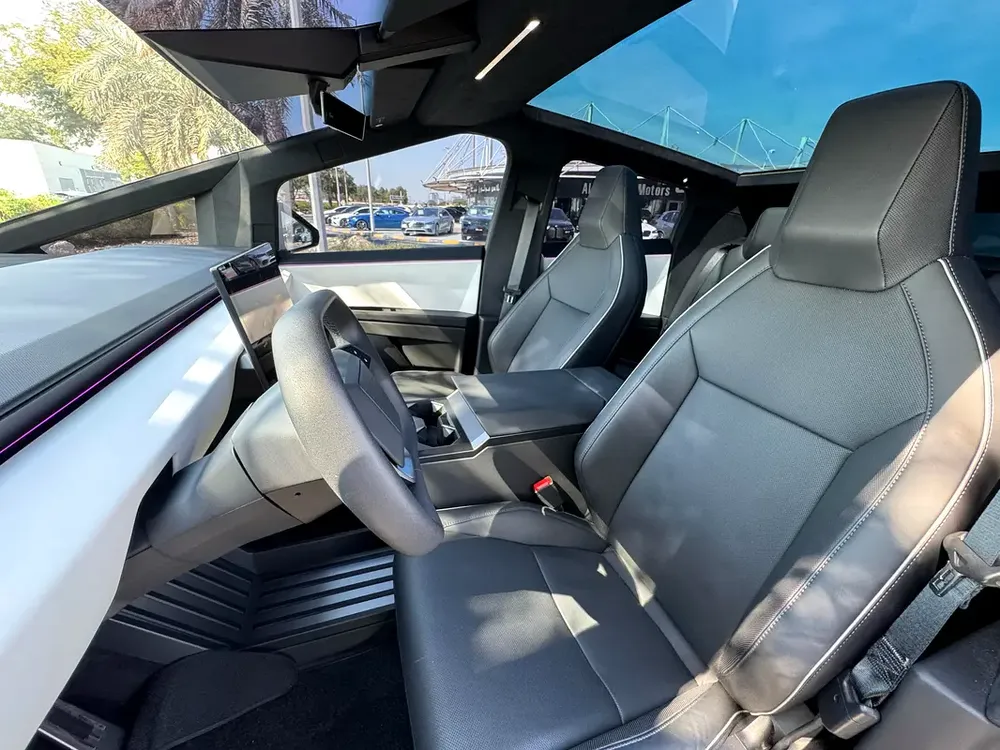**2024**AMERICAN SPEC LESS KM ONLY 400KM - Image 9