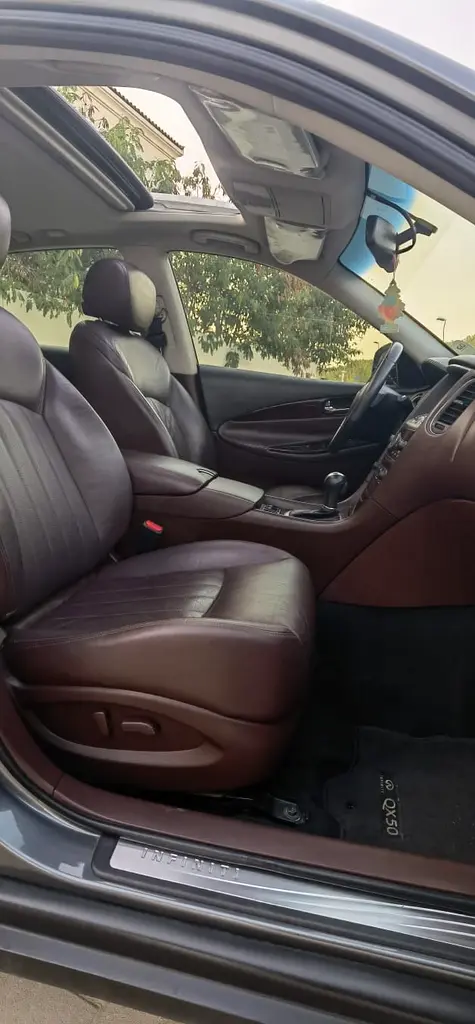 2017 GCC INFINITI QX50 LUXURY - Image 15