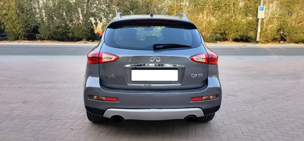 2017 GCC INFINITI QX50 LUXURY - Image 6
