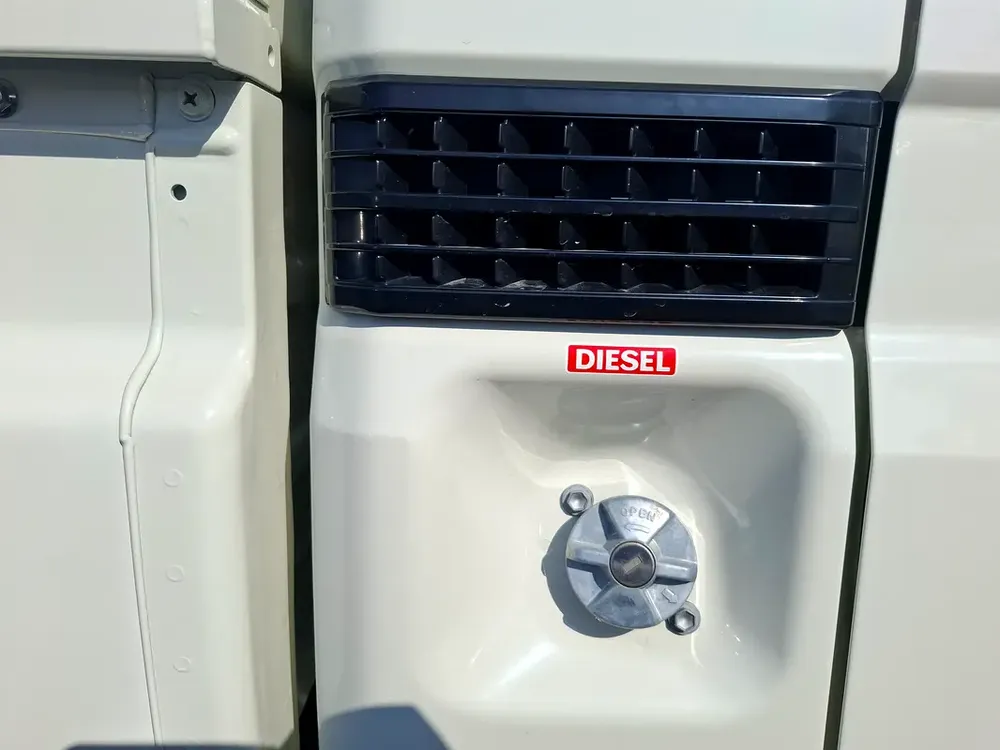 Toyota LC Pickup 2.8L 2025 MT SC White Diesel GCC - Image 8