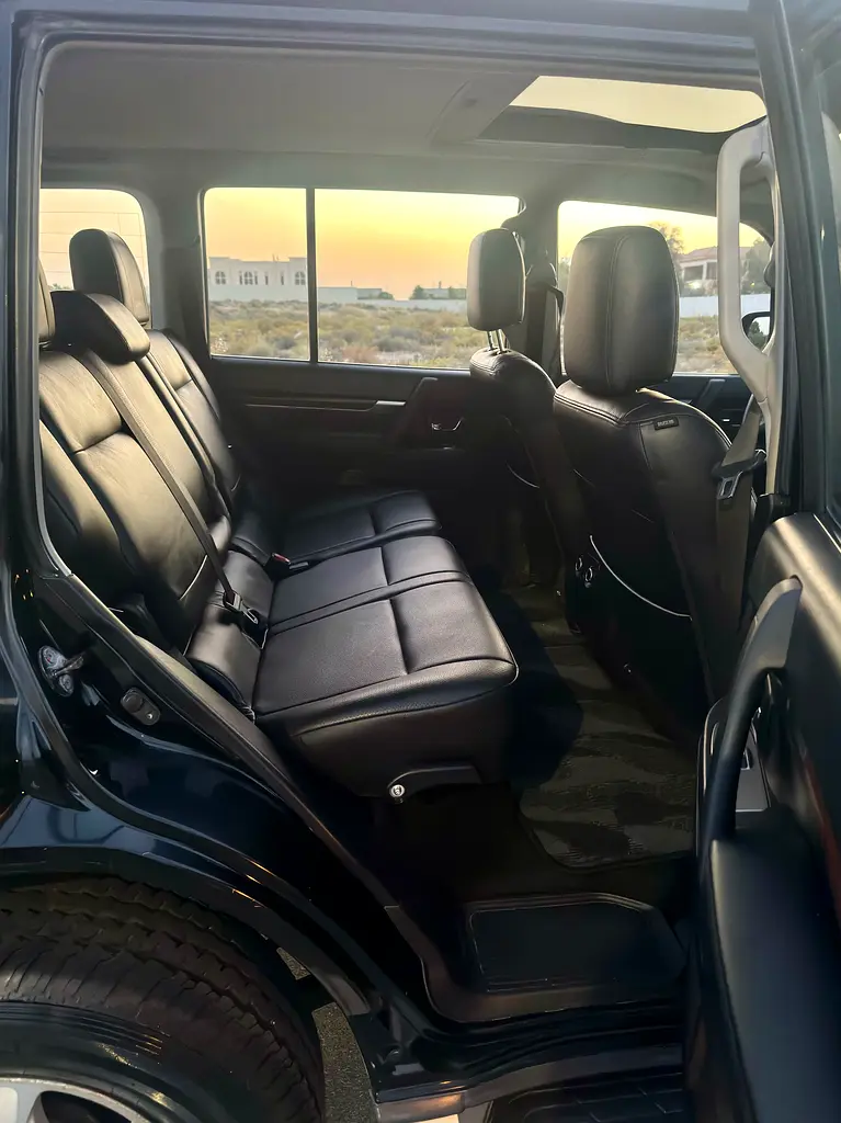 Mitsubishi Pajero GLS Top 5 Door - GCC Specs - Image 16