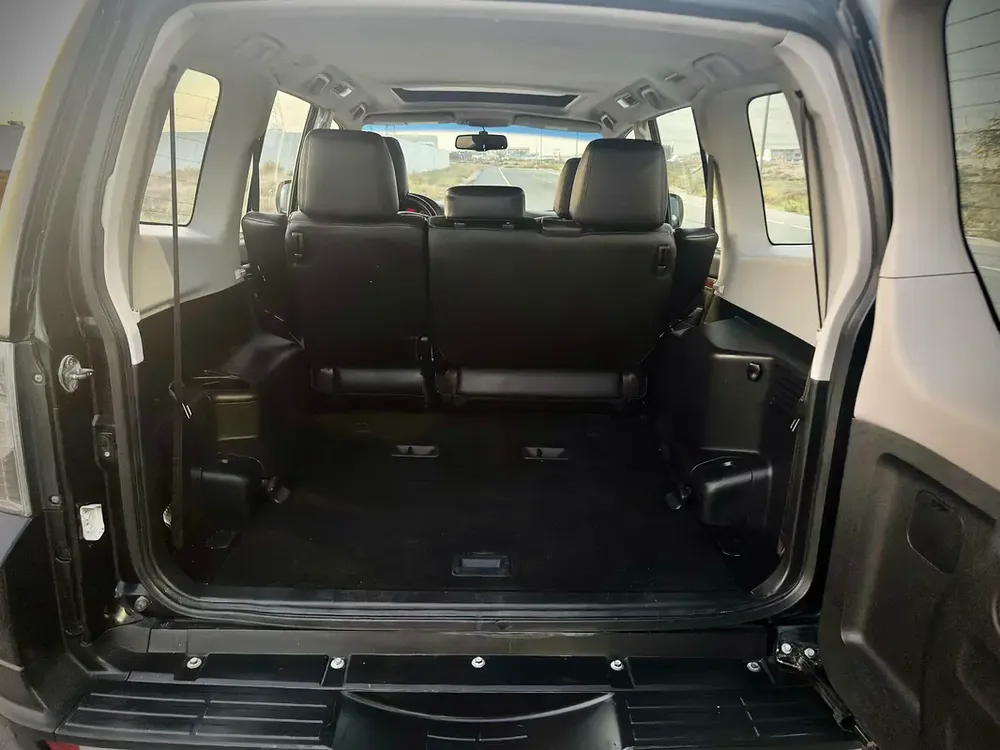Mitsubishi Pajero GLS Top 5 Door - GCC Specs - Image 19