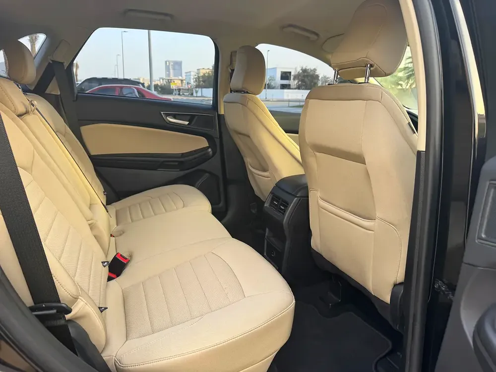 Ford Edge 2022 GCC FSH UNDER WARRANTY - Image 9