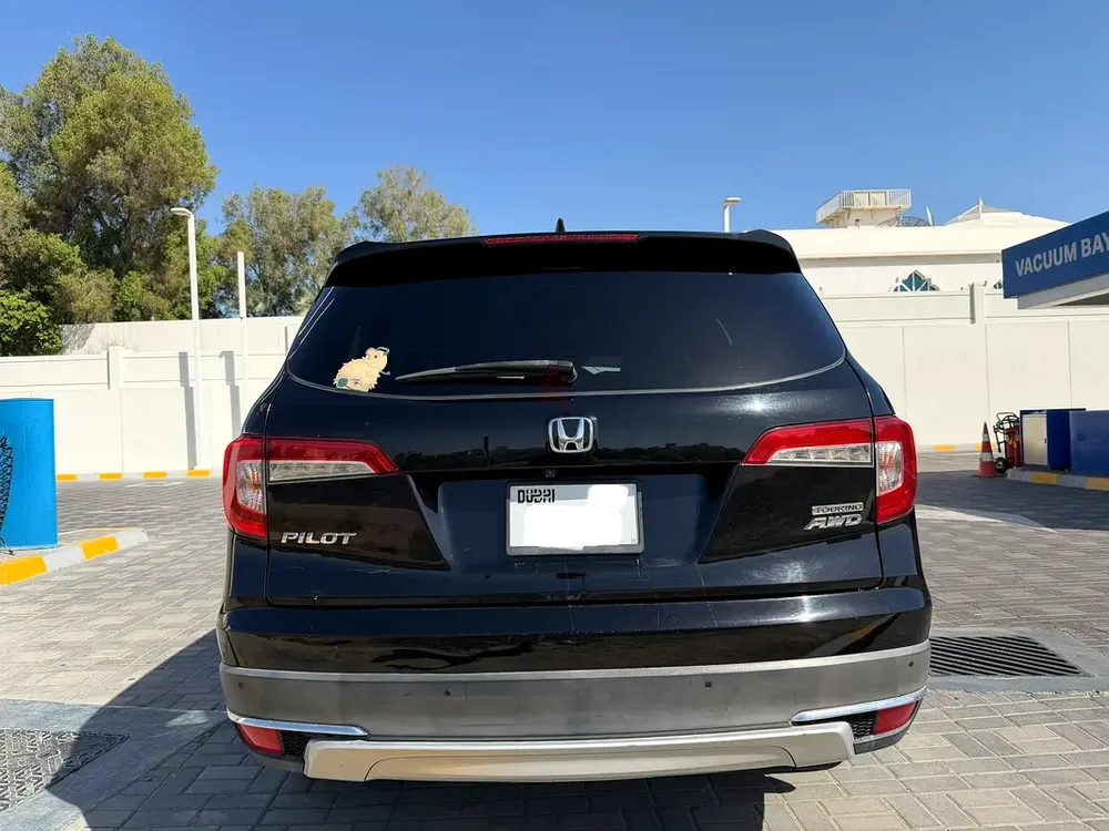 Honda Pilot Touring 2019 - Canadian Specs - Excellent Condition - Image 6
