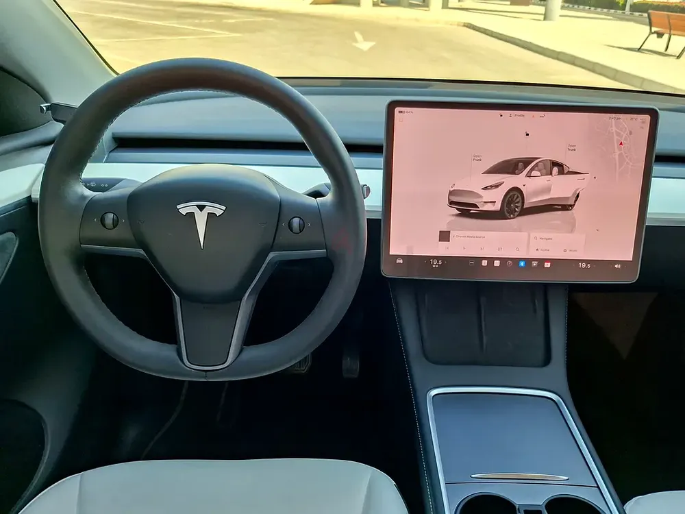 AED 1444/month | 2023 Tesla Model Y Long Range | GCC Specs | Ref#402273 - Image 10