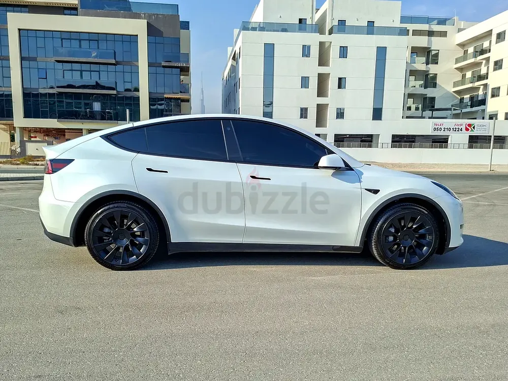 AED 1444/month | 2023 Tesla Model Y Long Range | GCC Specs | Ref#402273 - Image 4
