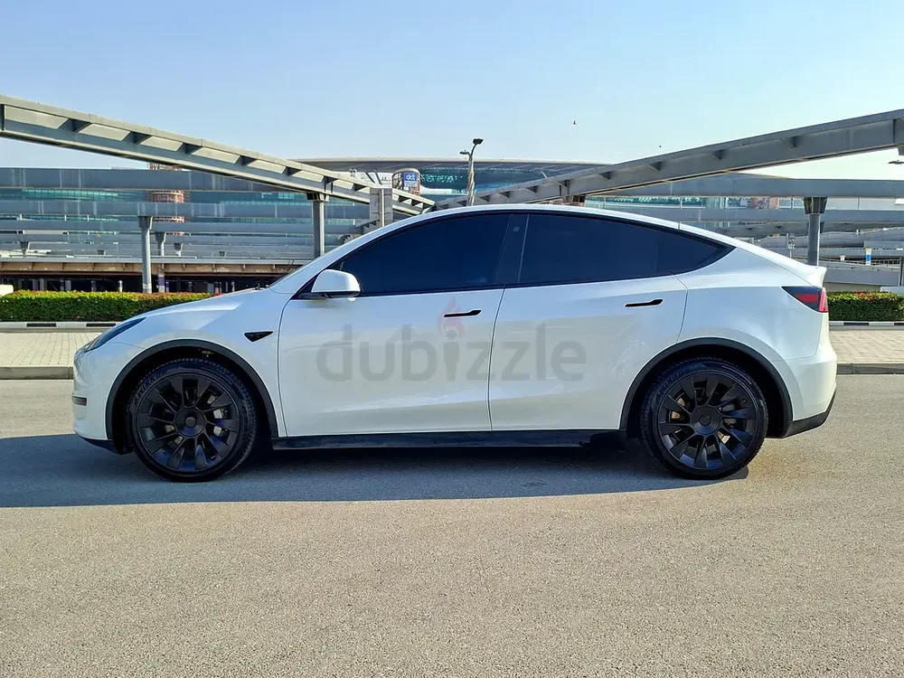 AED 1444/month | 2023 Tesla Model Y Long Range | GCC Specs | Ref#402273 - Image 5