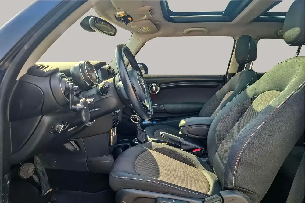 AED 1714/month | 2015 MINI Cooper  | GCC Specs | Ref#435766 - Image 12