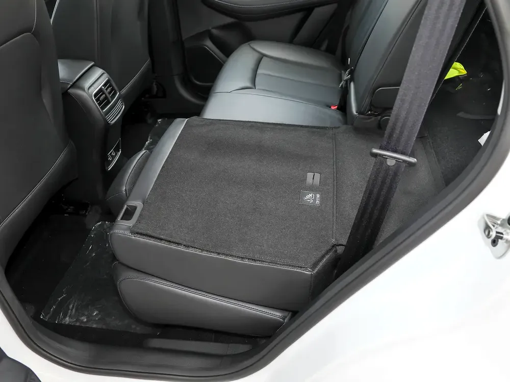 Roewe RX5 2025 - Chinese Specs - Brand New - Image 19