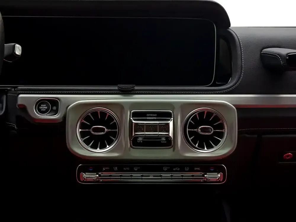 2025 | Mercedes Benz | G 63 AMG | Korean Spec - Brand New - Image 14