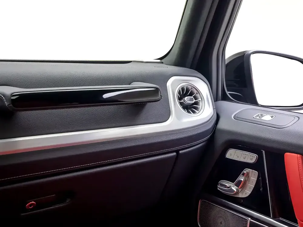 2025 | Mercedes Benz | G 63 AMG | Korean Spec - Brand New - Image 15