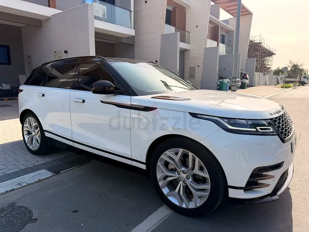 Land Rover • Range Rover Velar • R-Dynamic Warranty and service included - Image 4